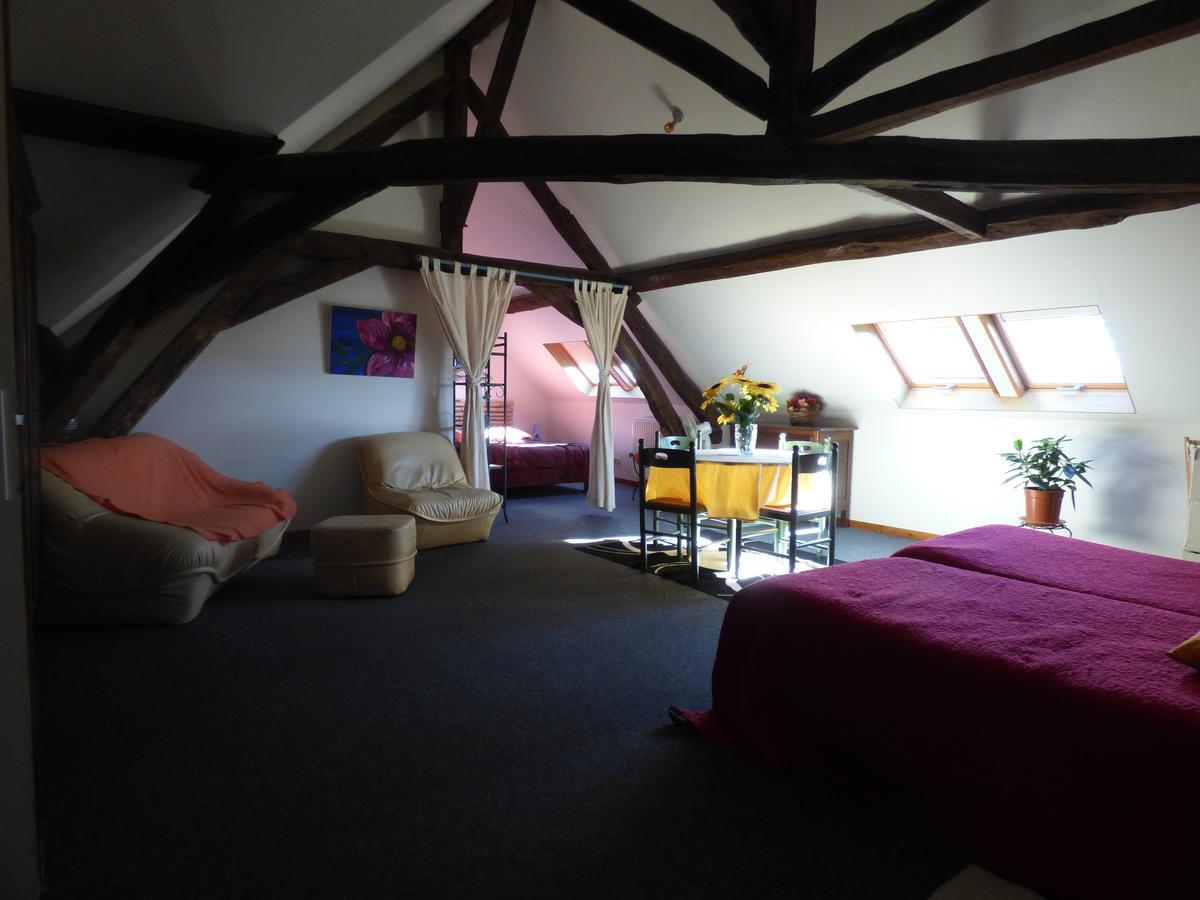 Bed and Breakfast La Ferme Du Chateau Tresnay Exterior foto