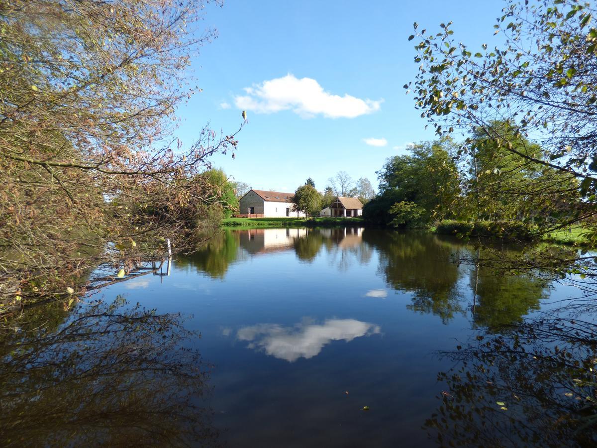 Bed and Breakfast La Ferme Du Chateau Tresnay Exterior foto