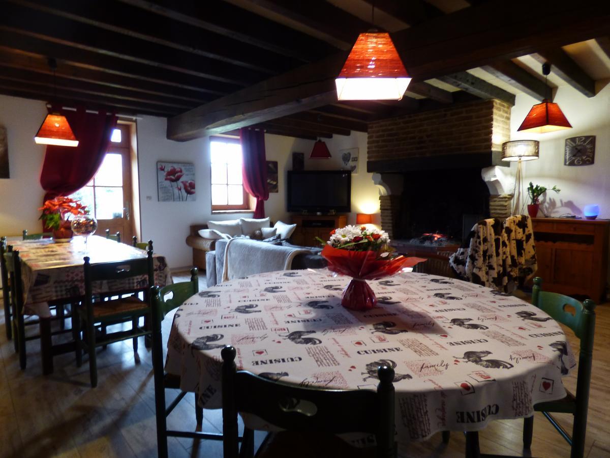 Bed and Breakfast La Ferme Du Chateau Tresnay Exterior foto
