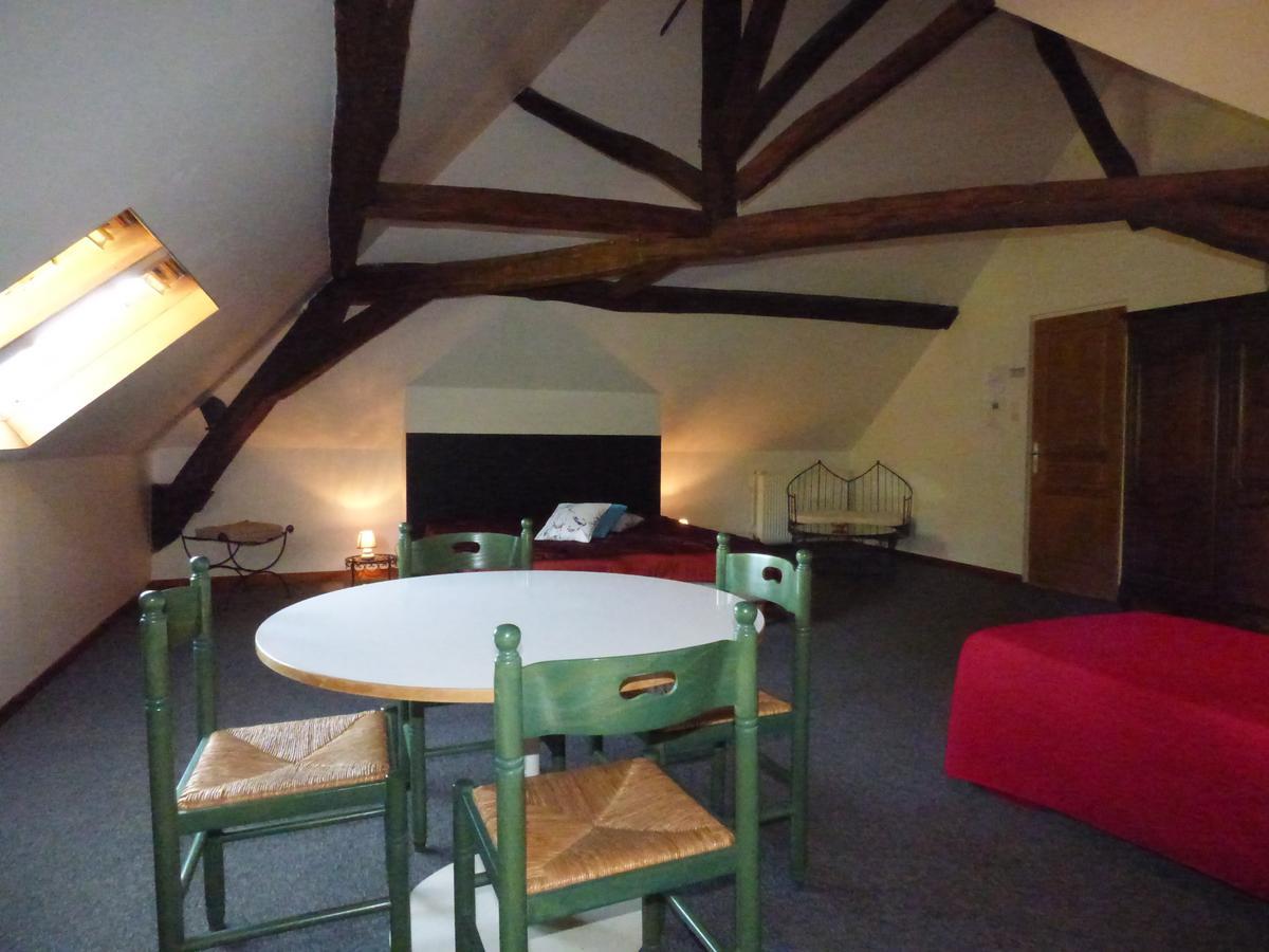 Bed and Breakfast La Ferme Du Chateau Tresnay Exterior foto
